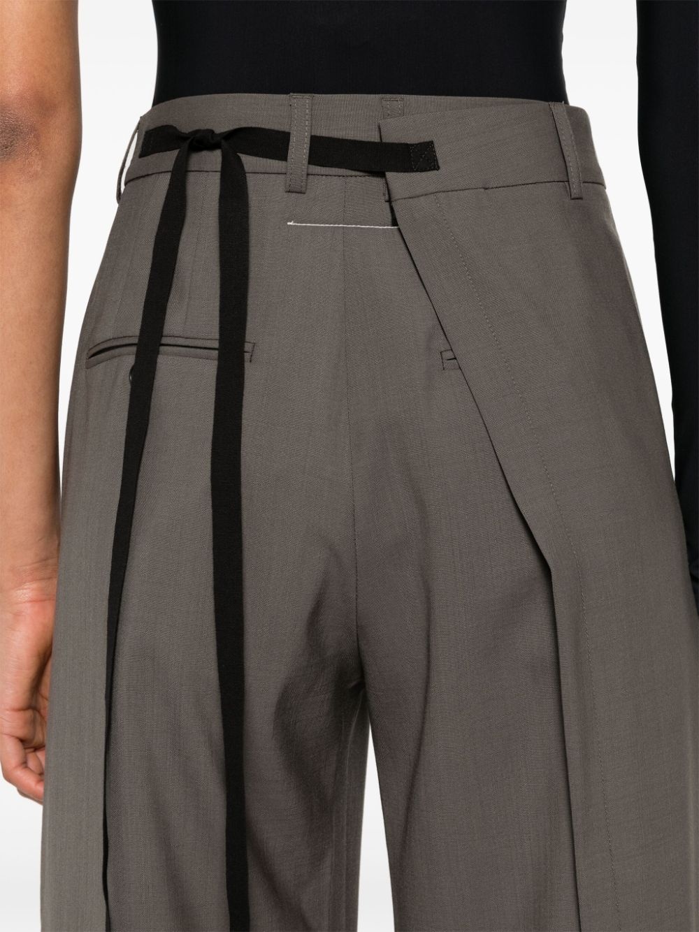 wrap-design wool trousers - 5