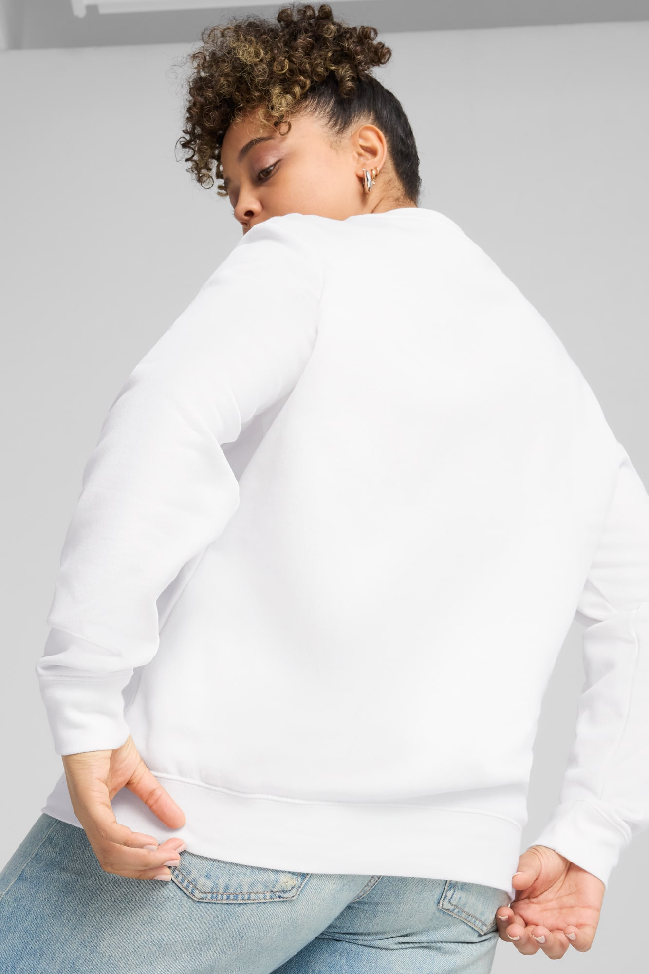 Essentials No. 1 Logo Women's Crew Sweater - 6