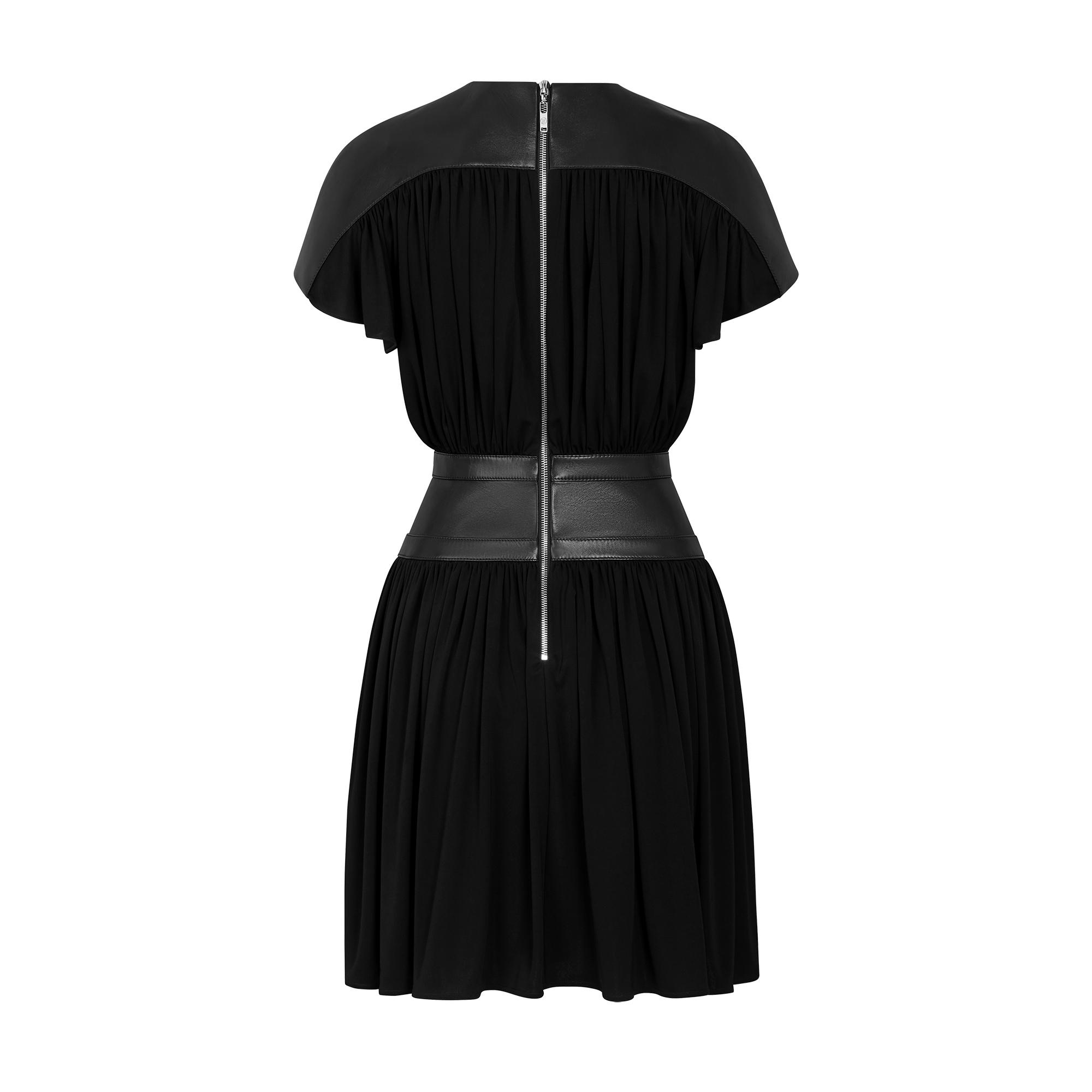 Pleated Dress With Waist Yoke - 3