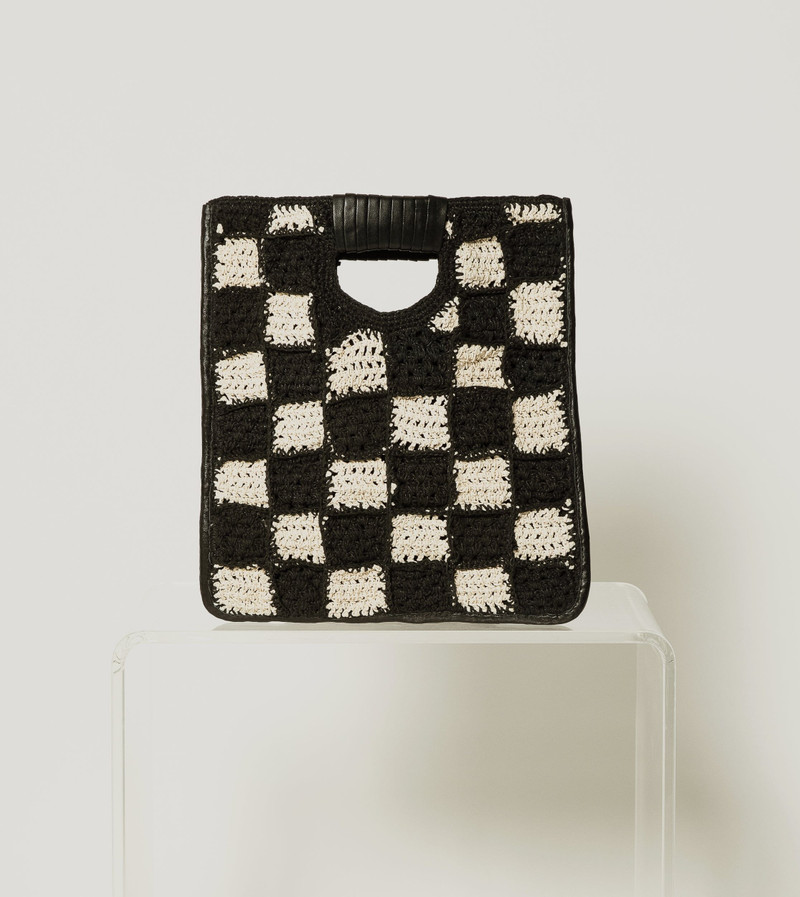 Cleobella SOLEDAD CROCHET CLUTCH | BLACK/IVORY outlook