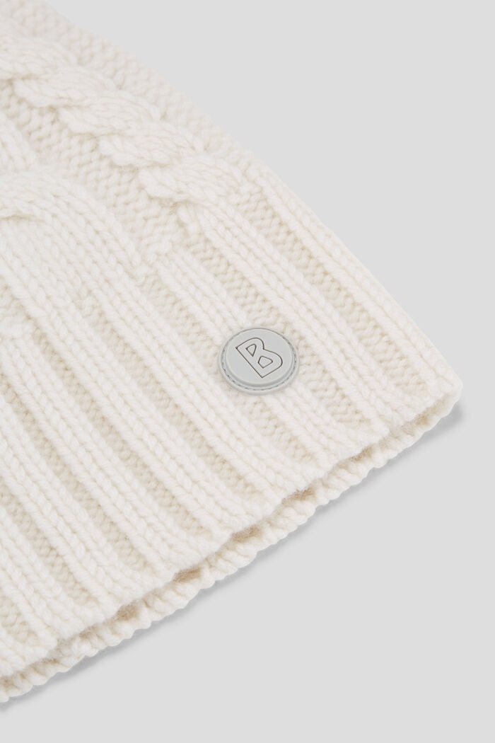 Nyala Cashmere knitted hat in Off-white - 2