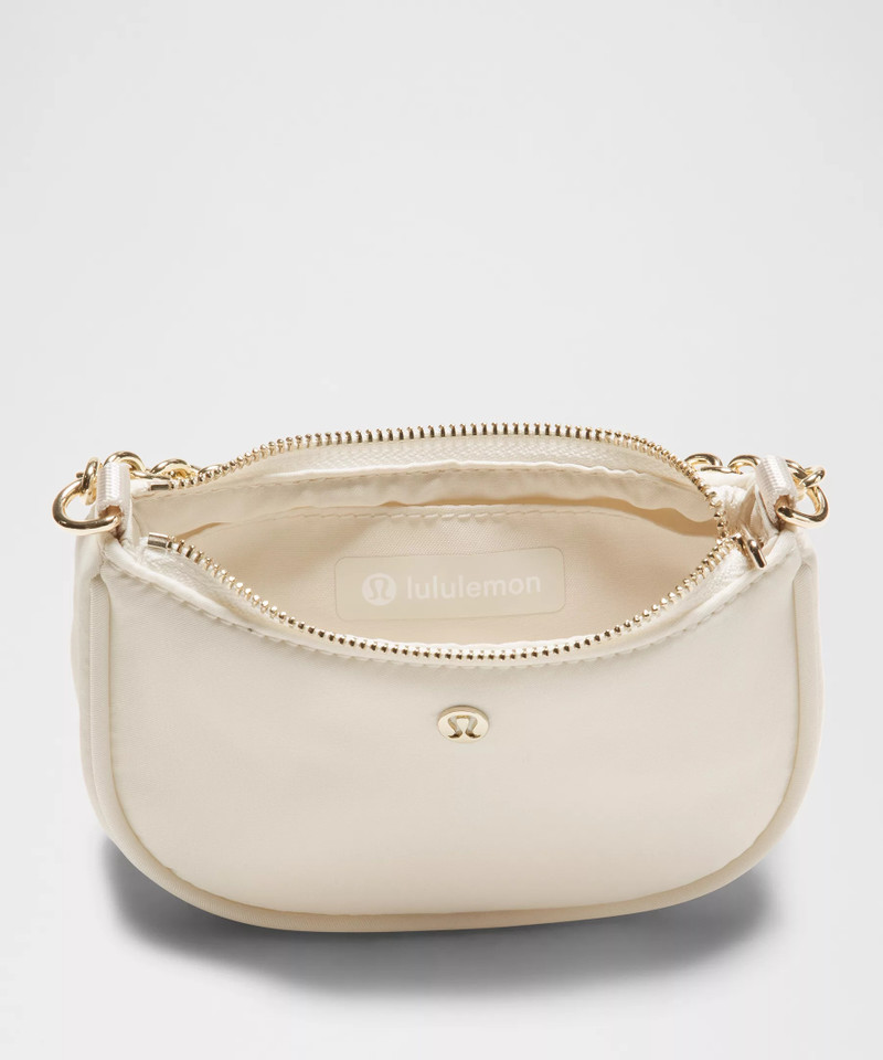 City Essentials Nano Shoulder Bag 3