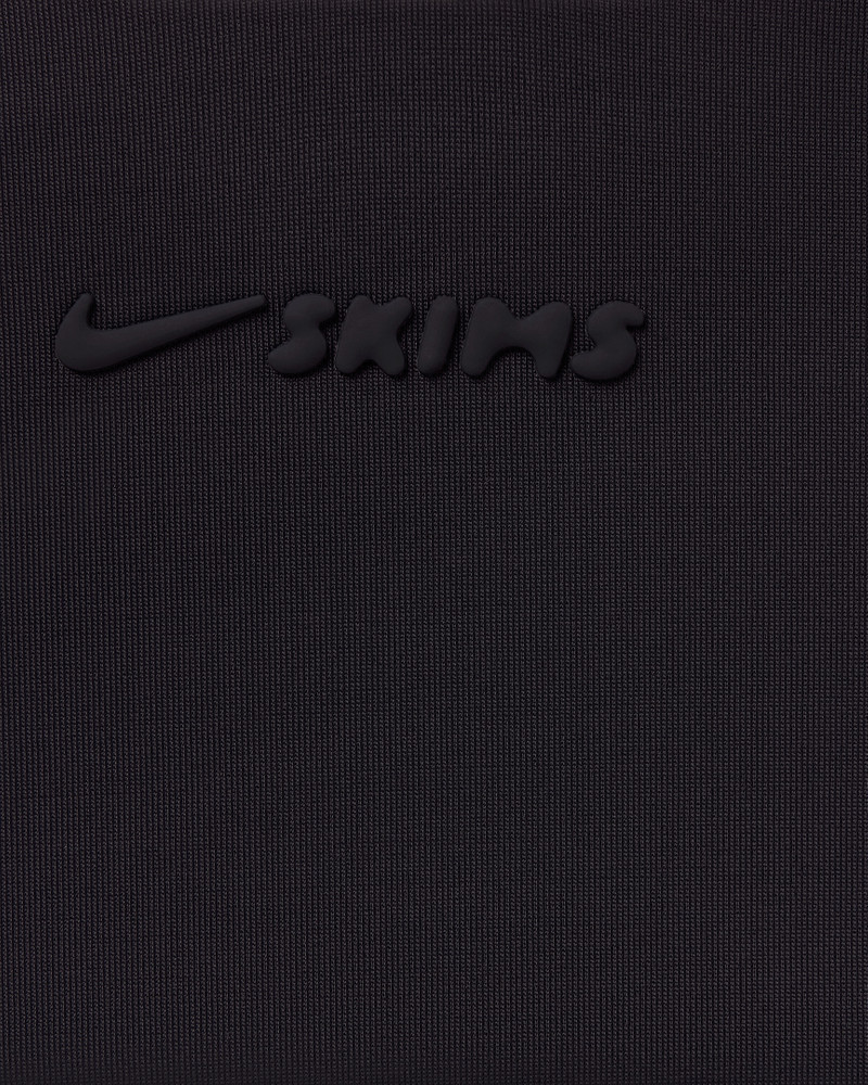 NikeSKIMS Shine Women's Scoop-Neck Bra Top 8