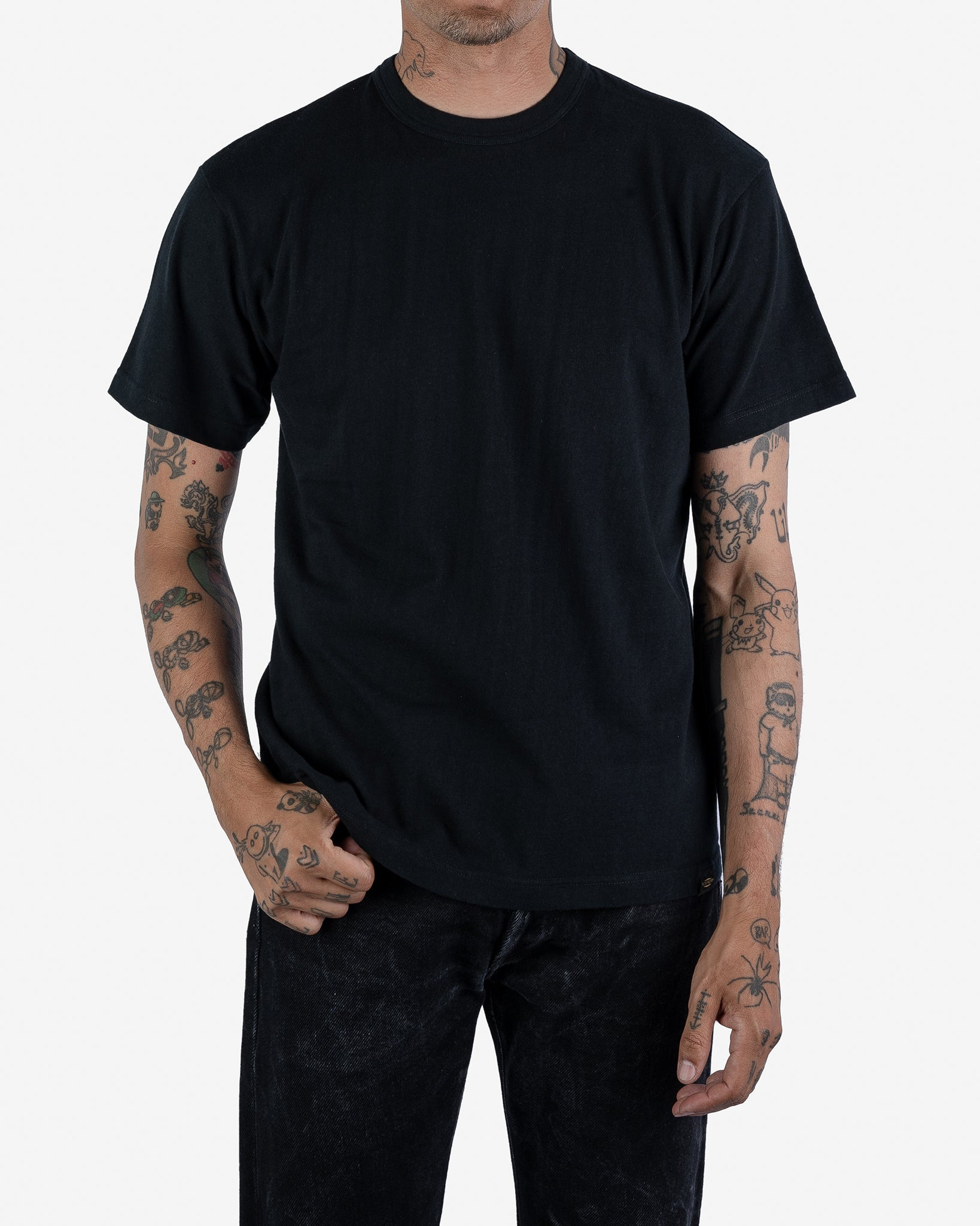 IHT-1610L-BLK 6.5oz Loopwheel Crew Neck T-Shirt with longer body - Black - 2