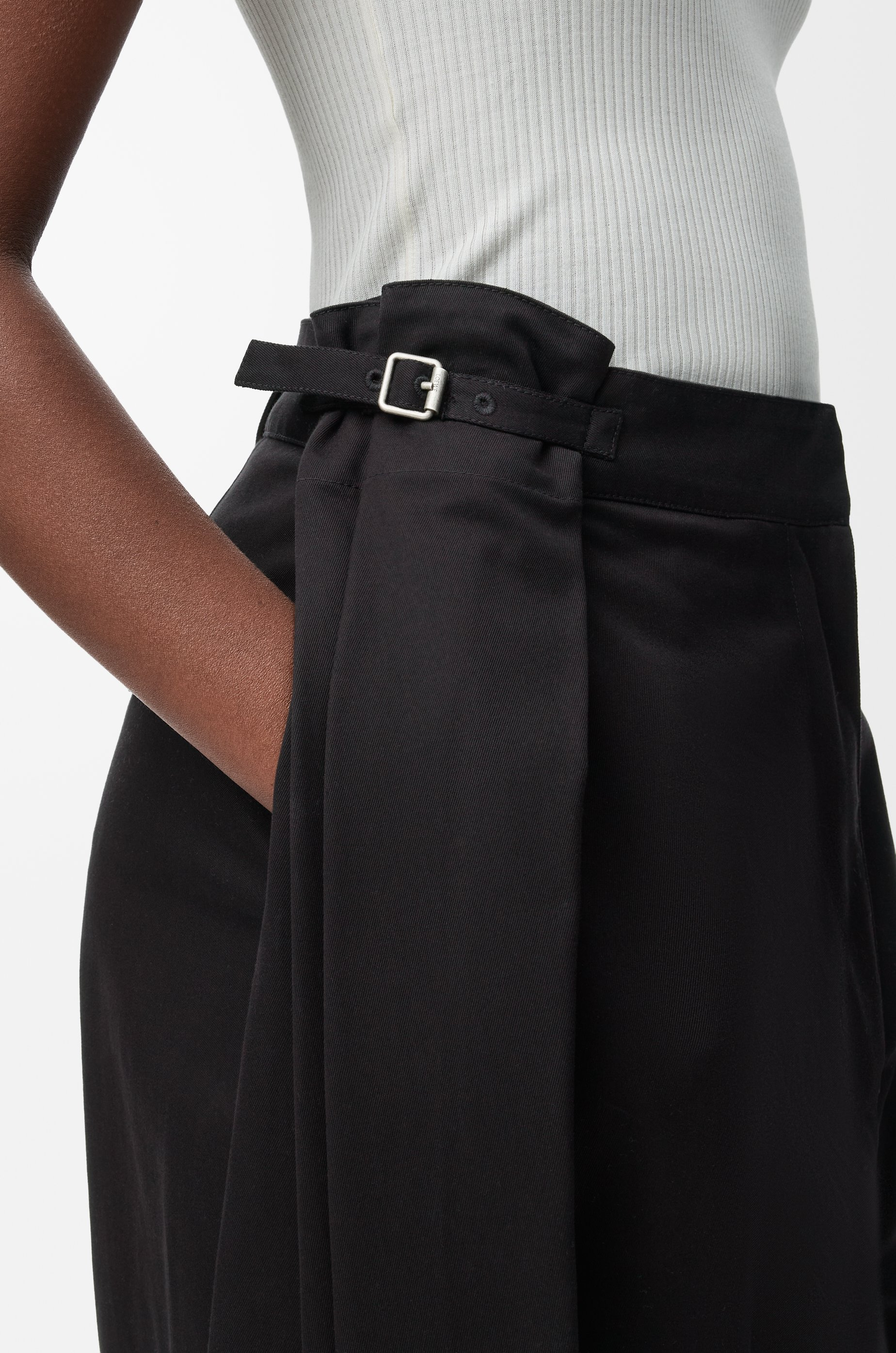 Draped trousers in cotton and silk - 5