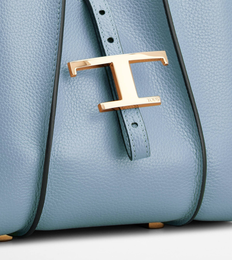 T TIMELESS SHOPPING BAG IN LEATHER MINI - LIGHT BLUE 5