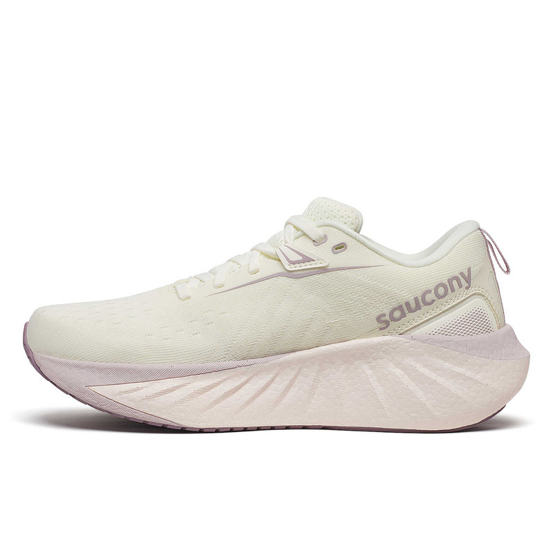 Saucony Triumph 22 outlook