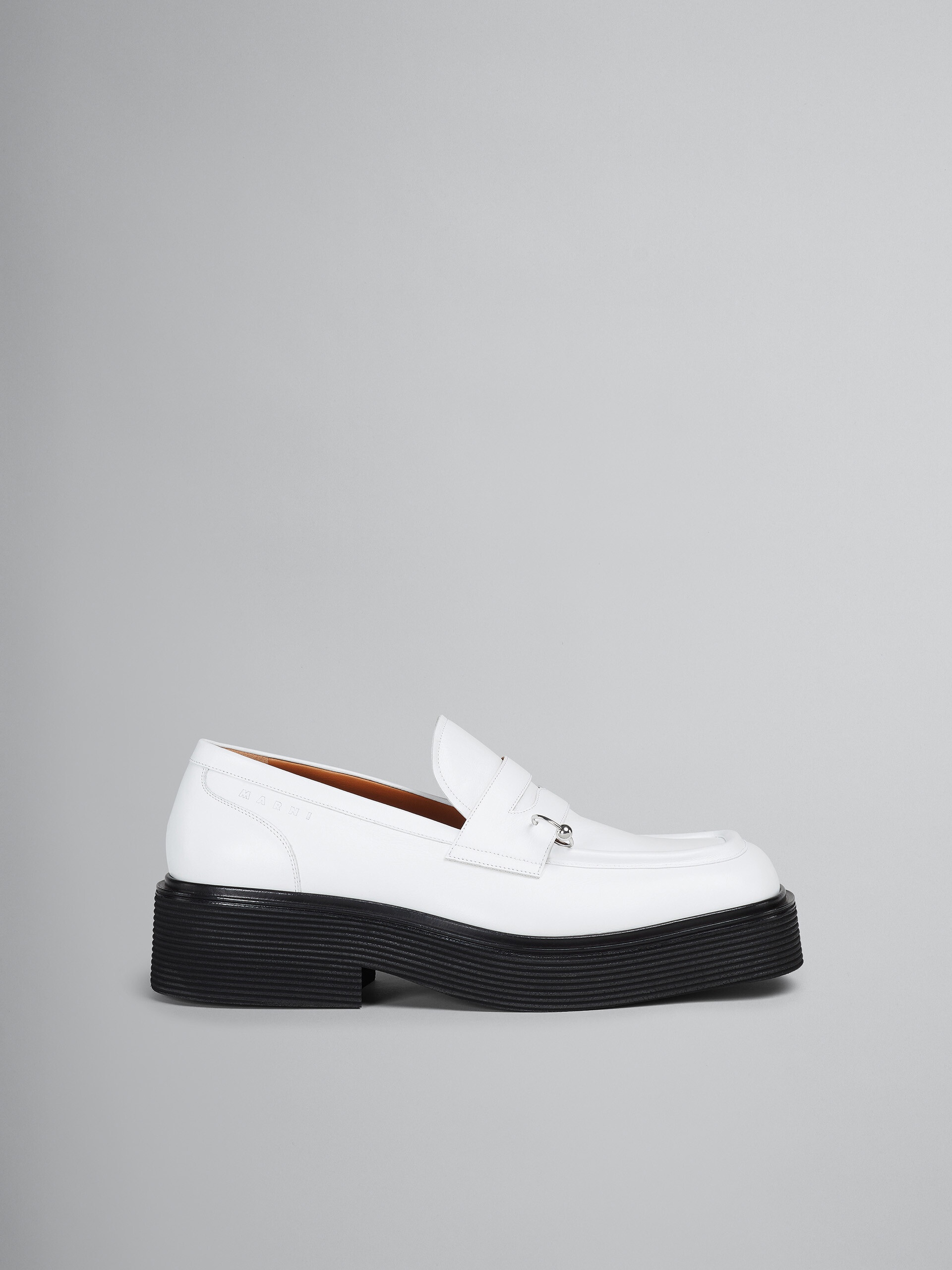WHITE LEATHER MOCCASIN - 1