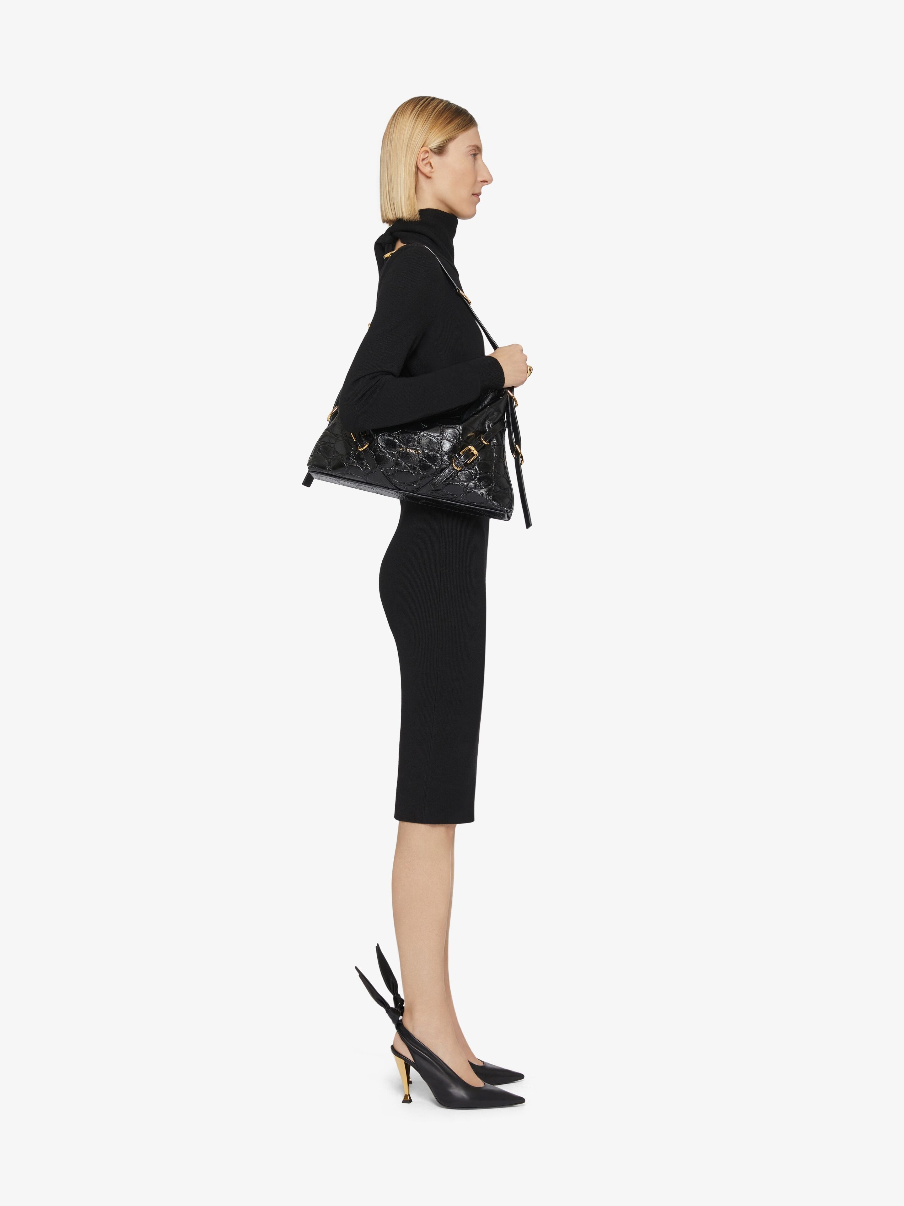 DRESS IN CASHMERE TIED AT THE BACK - 3