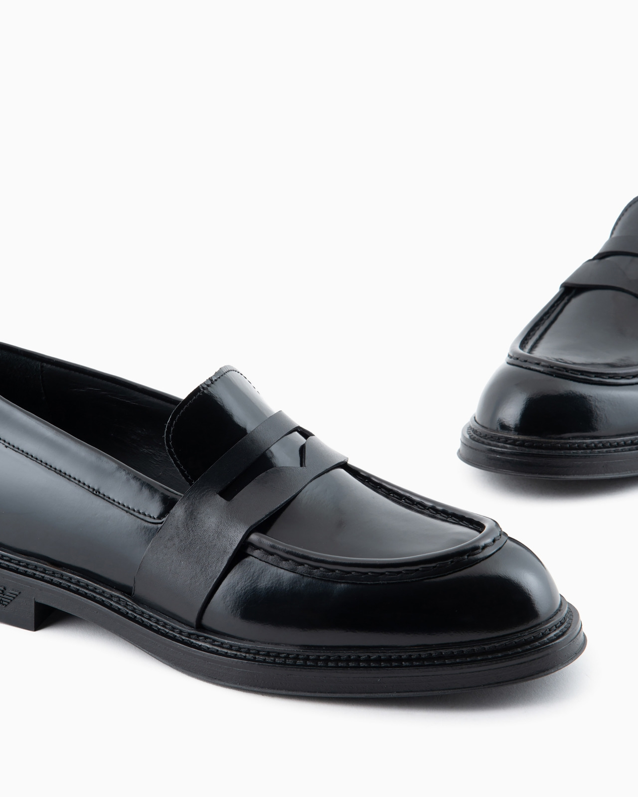 Brushed leather loafers - 5