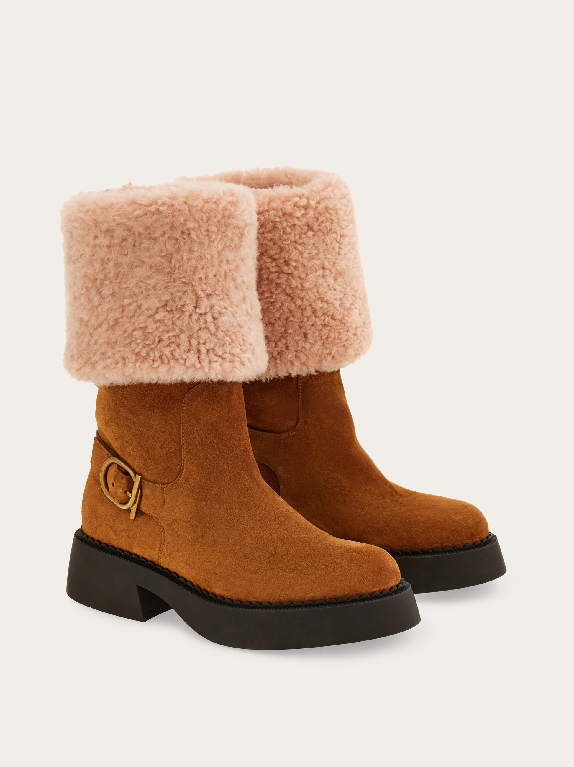 Ankle boot with chunky shearling detail - 2