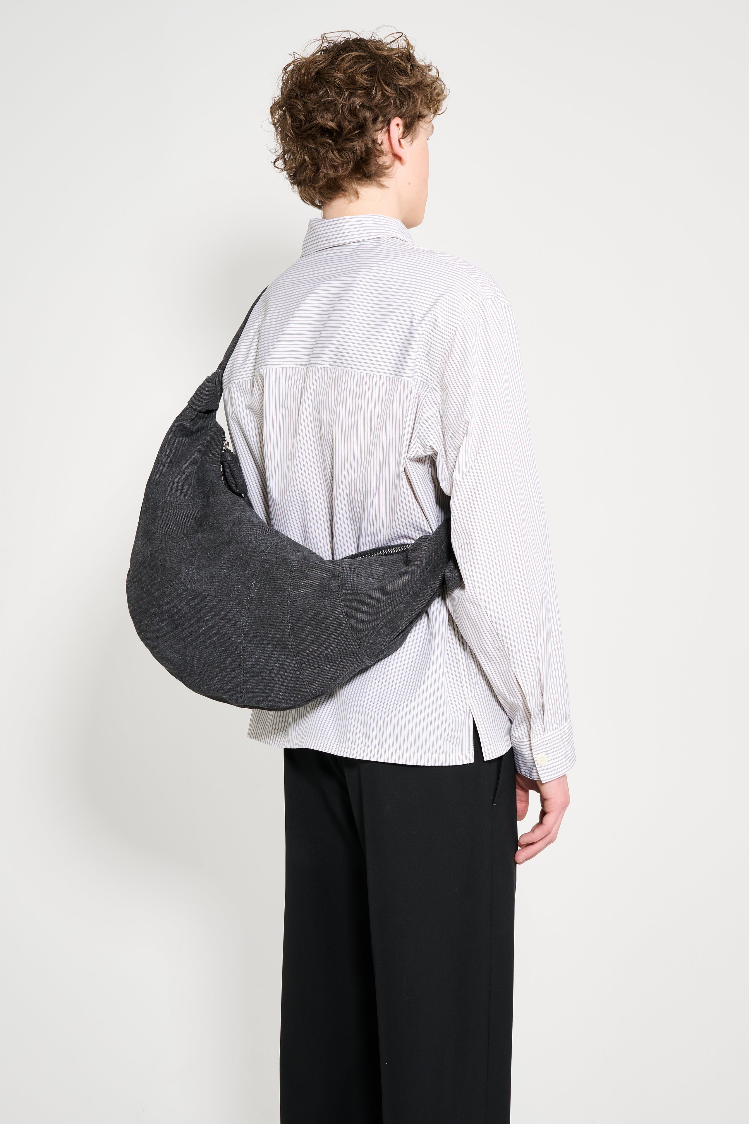 LEMAIRE XL CROISSANT BAG ASH BLACK - 3