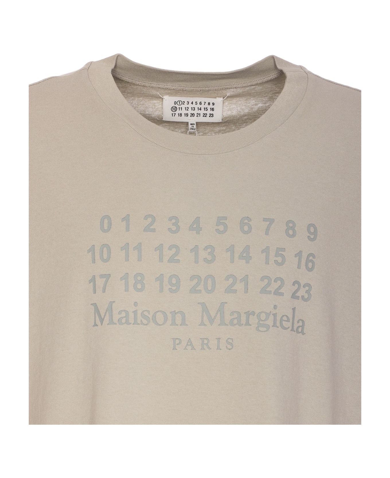 Numeric Logo T-shirt - 4