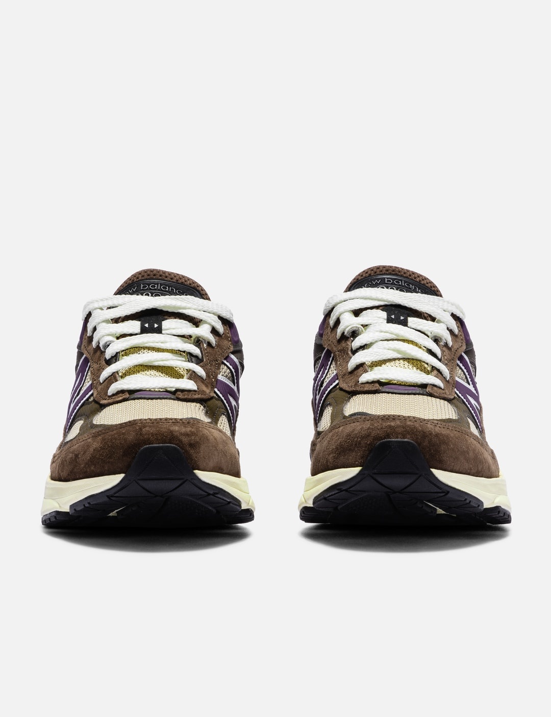 MADE IN USA 990 V6 - 2