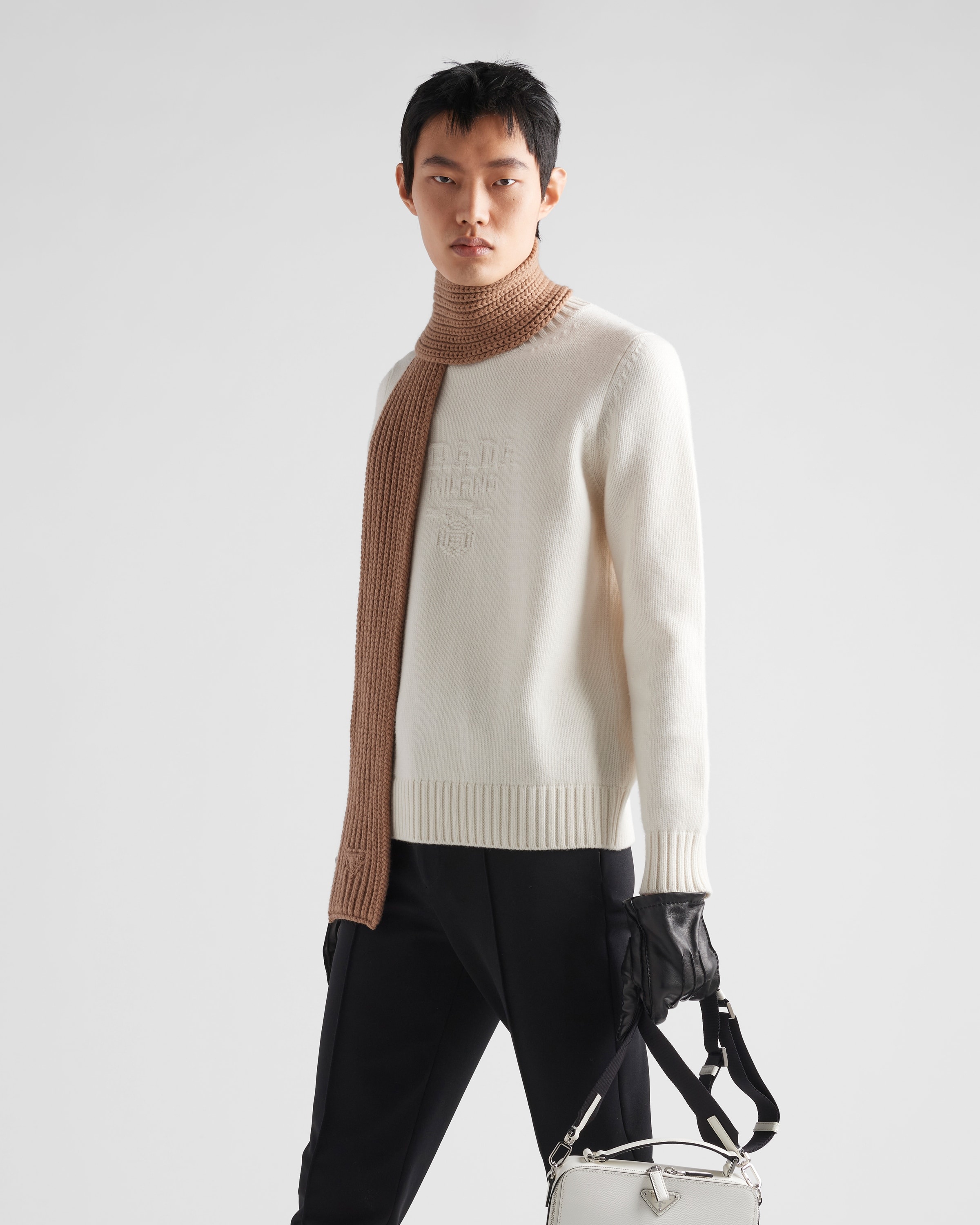 Wool and cashmere crew-neck sweater - 3