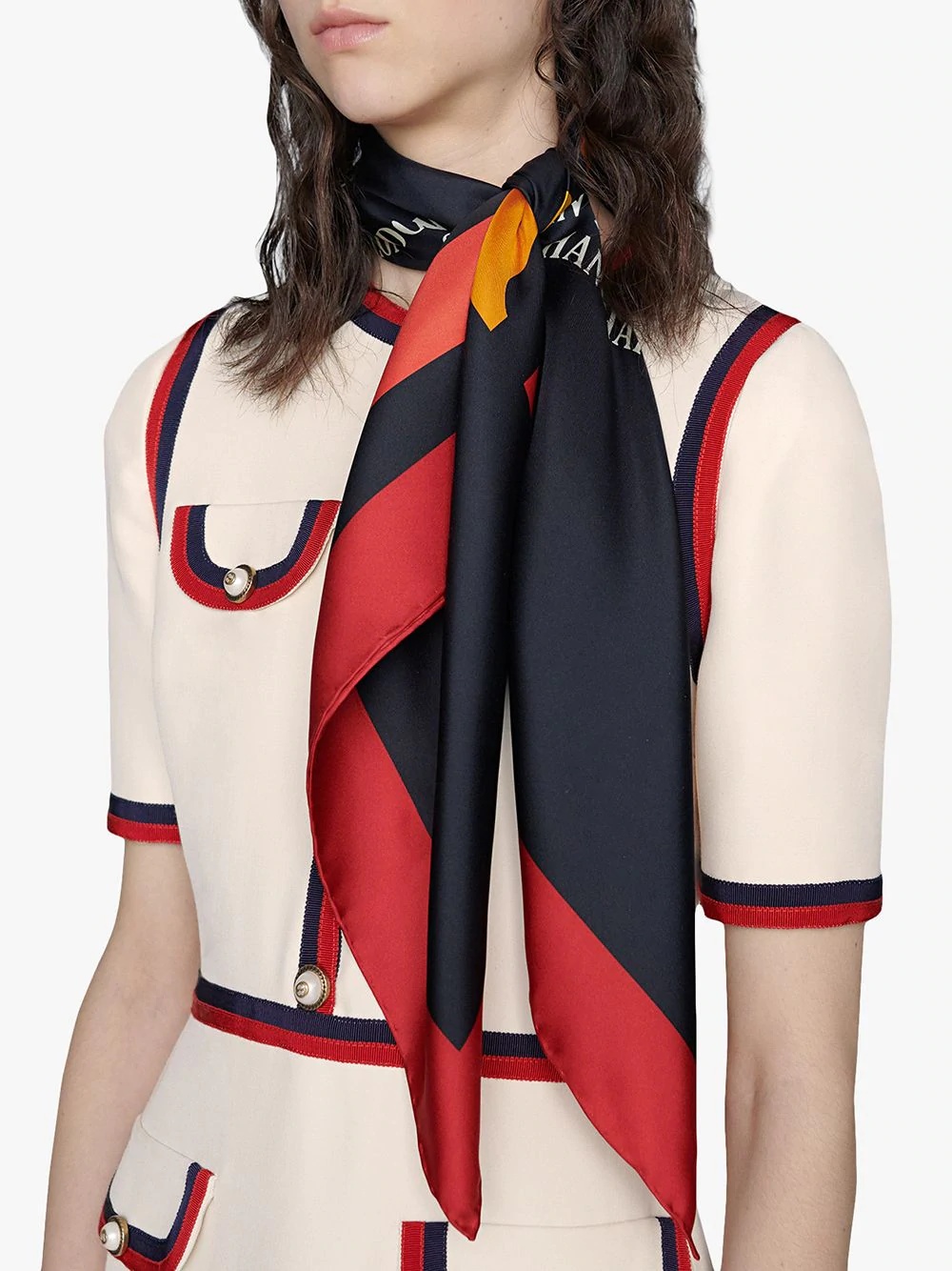 Gucci Cities print silk scarf - 2