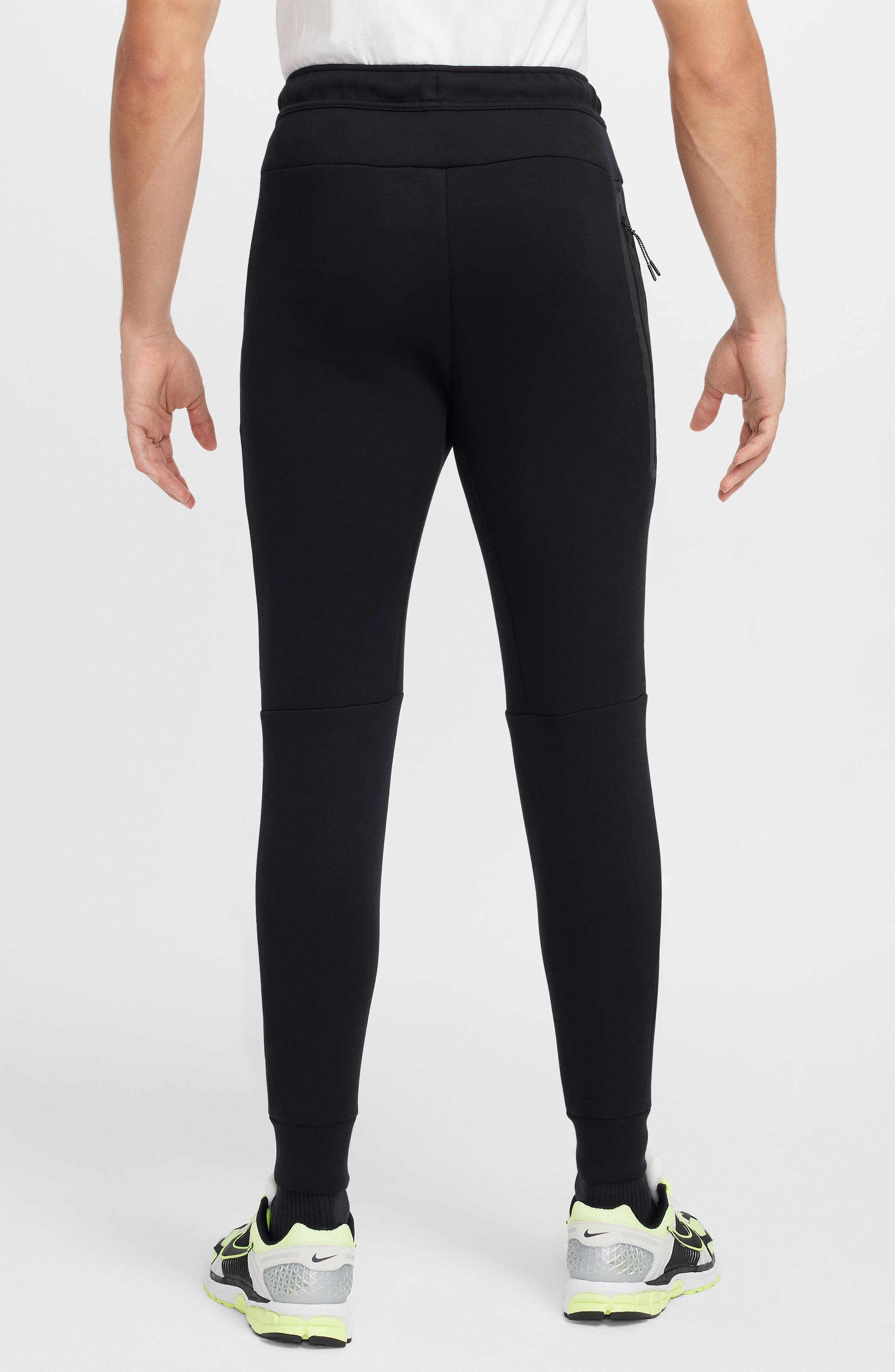 Nike Tech Fleece Joggers in Black/Black at Nordstrom - 2
