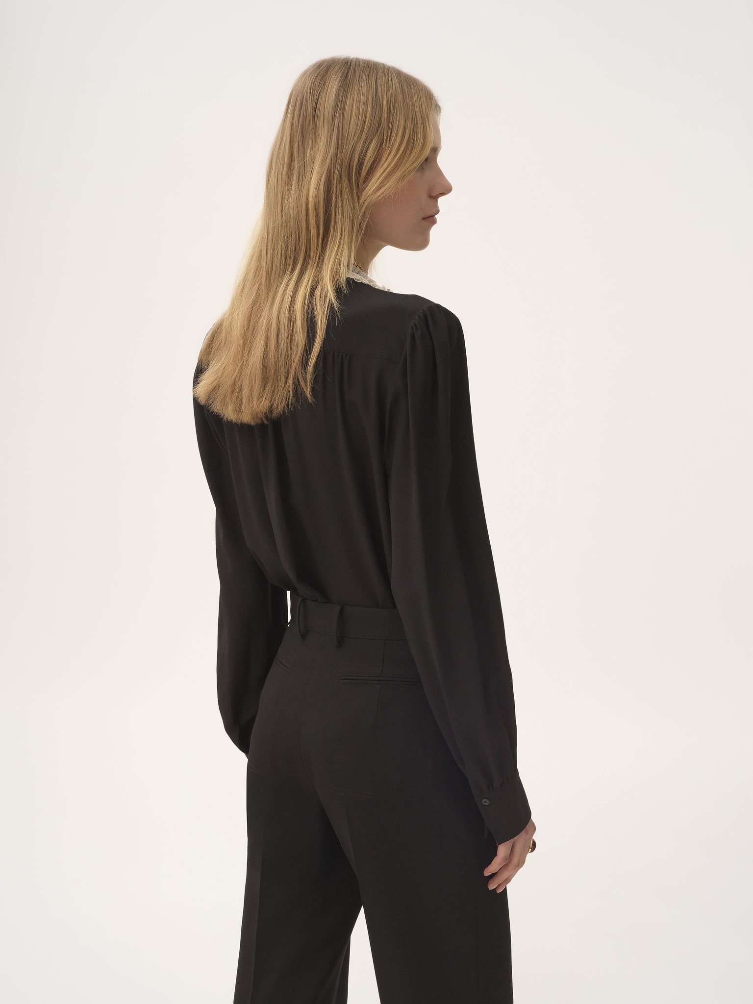 RUFFLED BLOUSE IN CRÊPE DE CHINE & LACE - 5