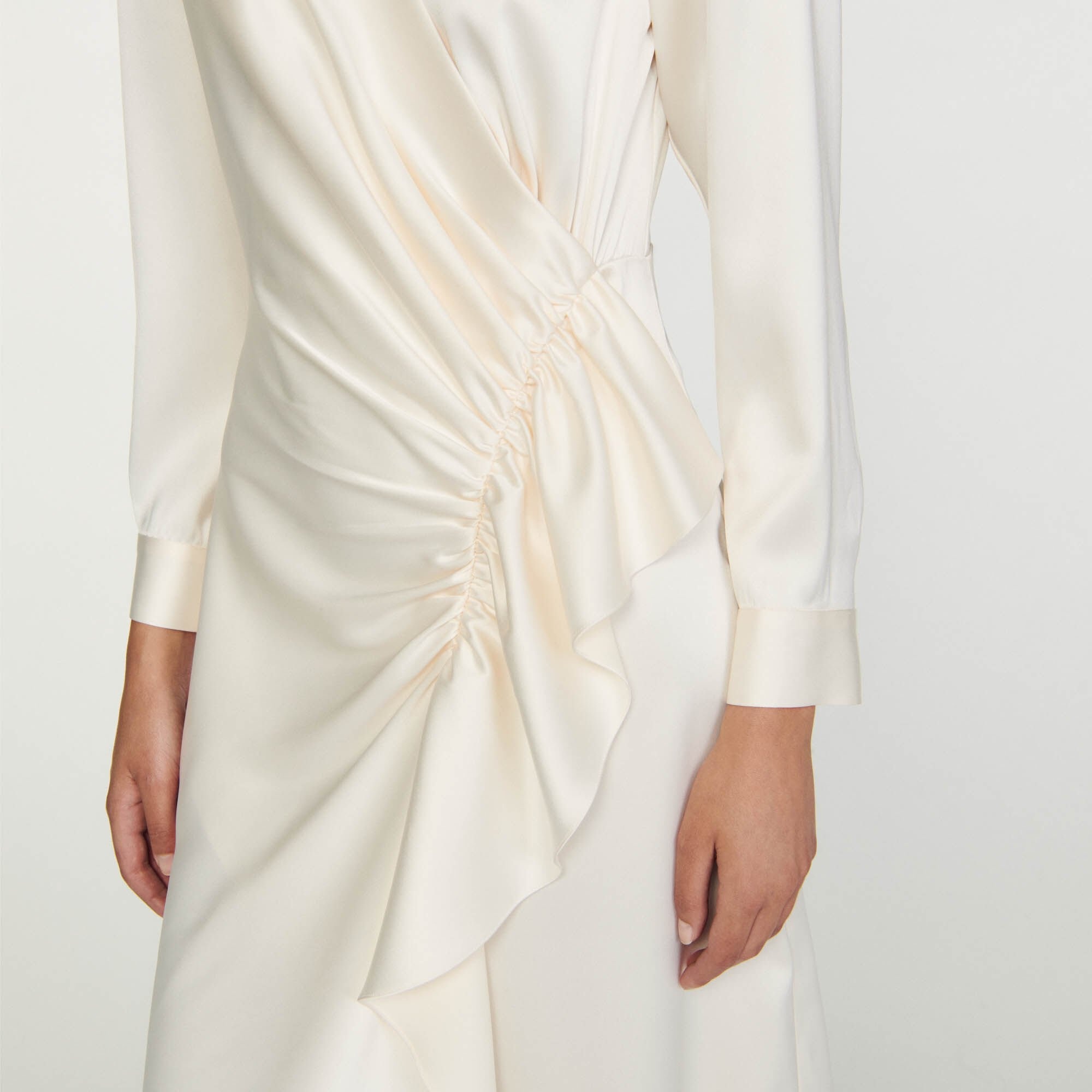 RUFFLED SATIN-EFFECT DRESS - 4