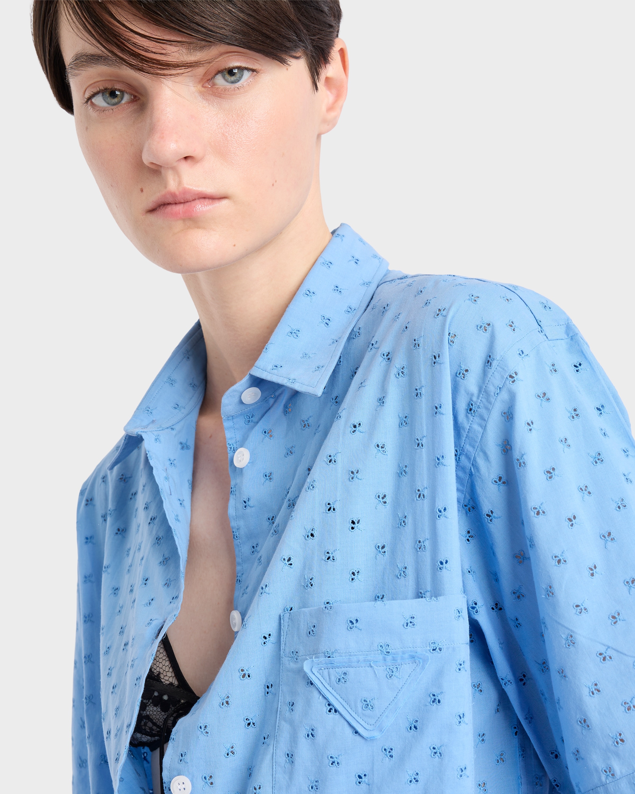 Short-sleeved eyelet lace shirt - 6