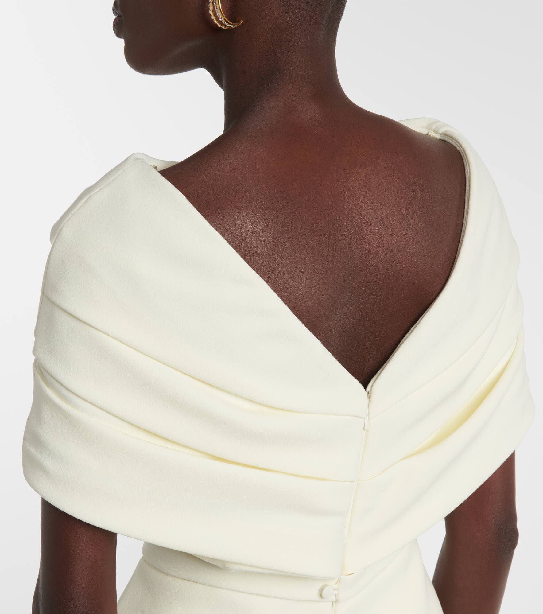Pleated caped crêpe gown - 5