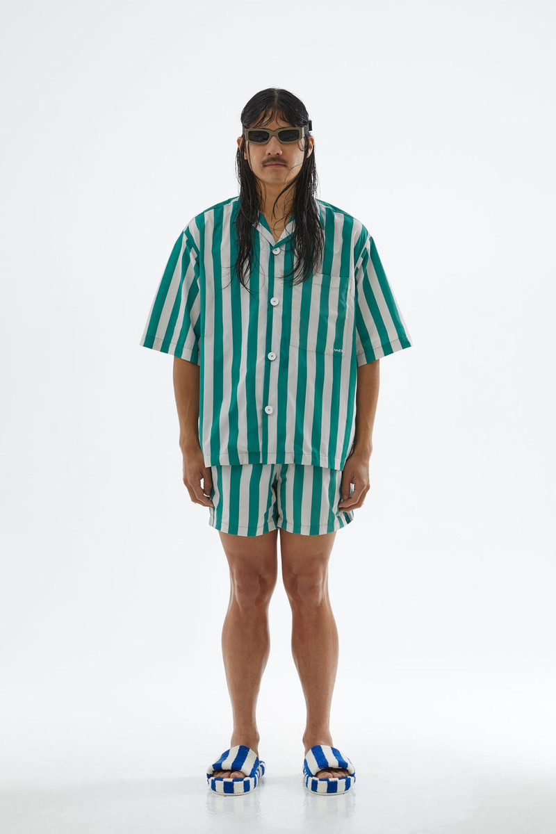 SHORTSLEEVED GREEN & WHITE NYLON SHIRT 5