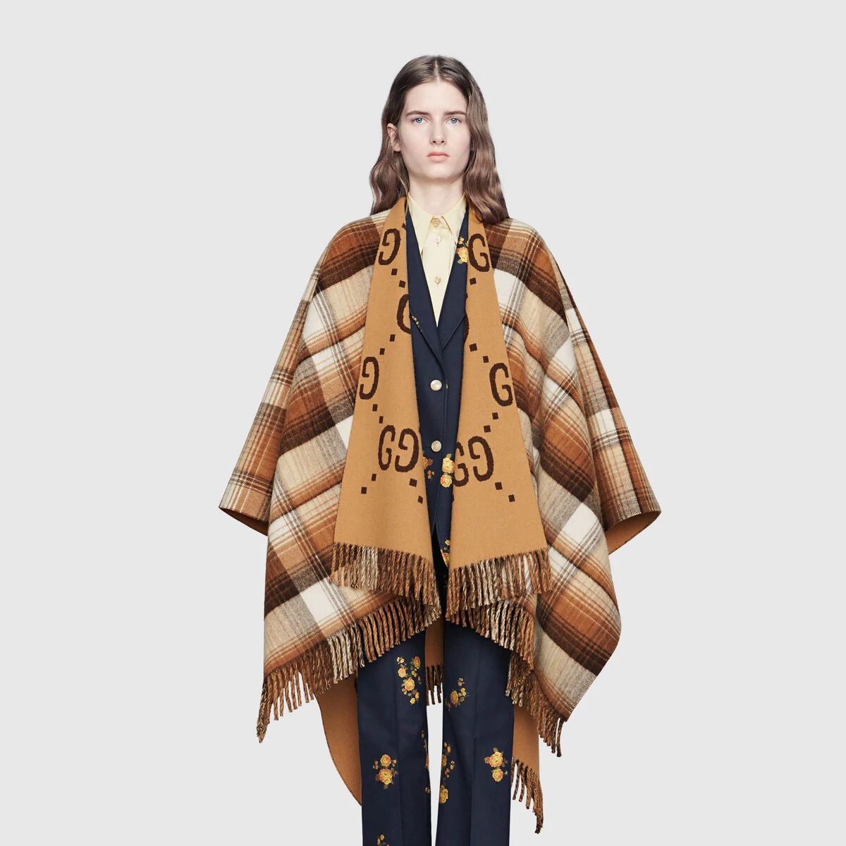 Reversible GG wool cape - 5