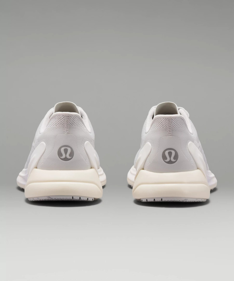 blissfeel 2 Women's Running Shoe 6