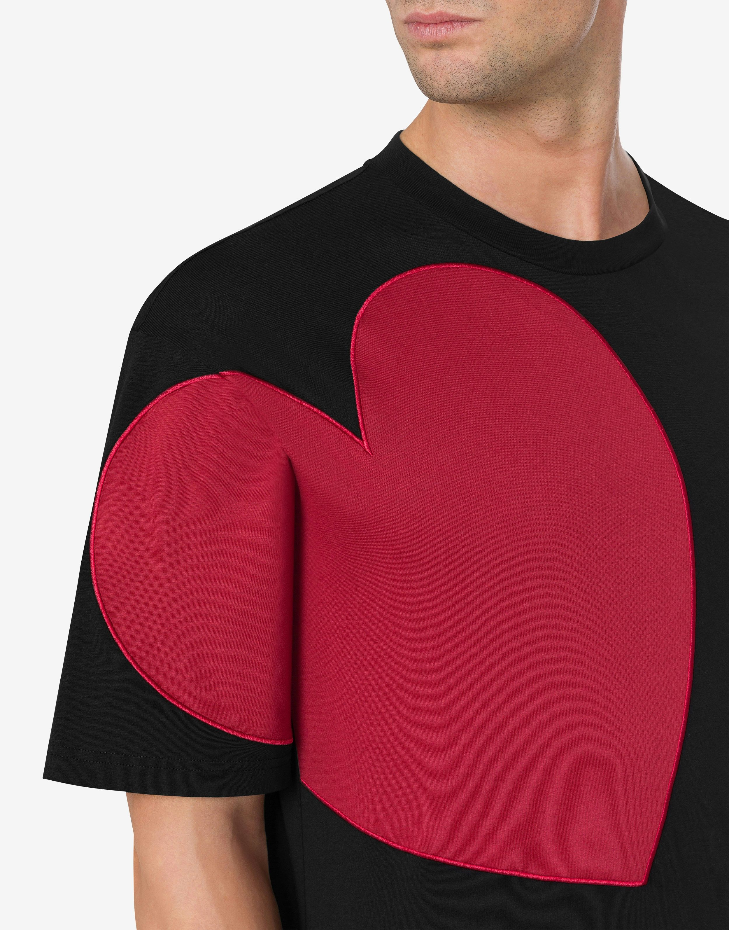 HEART GRAPHIC T-SHIRT - 4