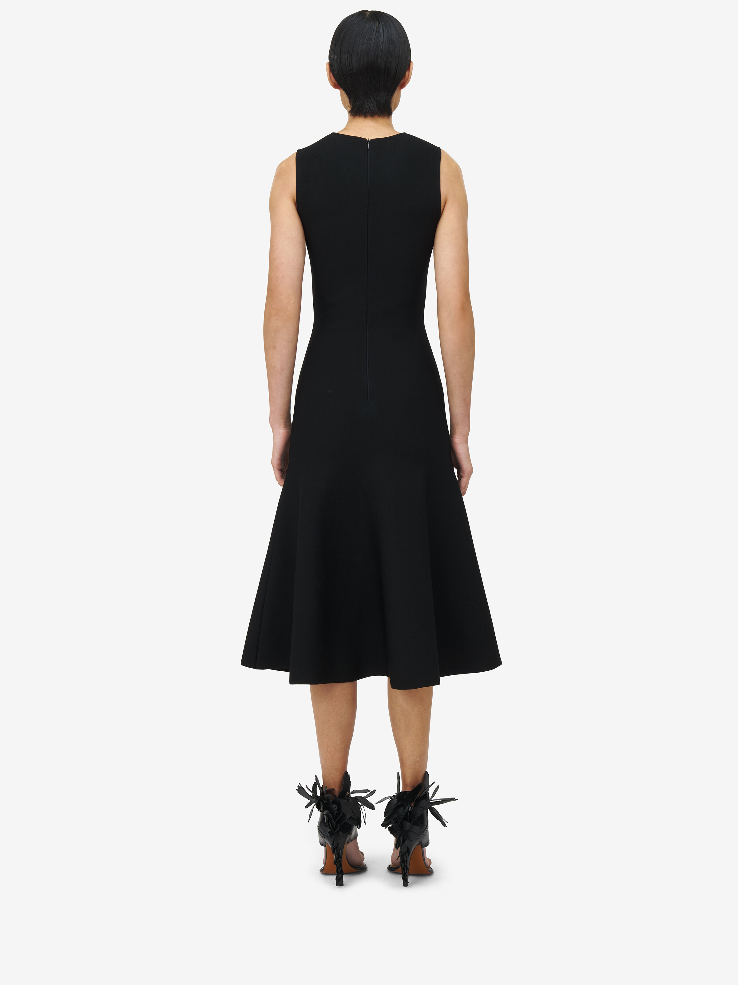 Banshee Embroidery Knitted Dress - 4