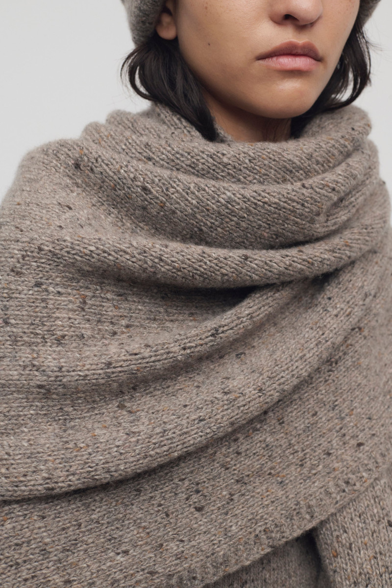 Mantia Scarf in Cashmere 3