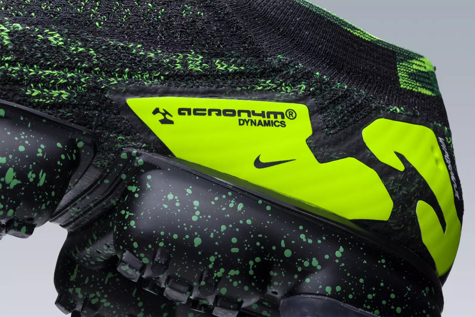 AVM-007 Nike® Air VaporMax Flyknit Moc 2  / Acronym® Black / Volt / Black - 12