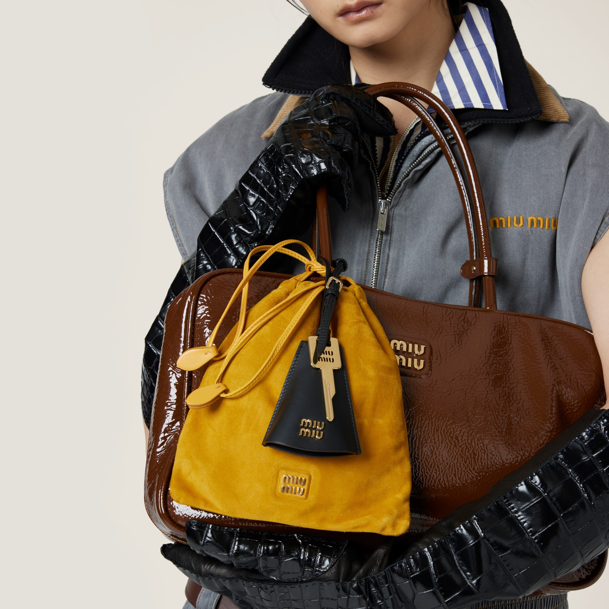 Miu Miu Beau naplak patent leather bag | REVERSIBLE