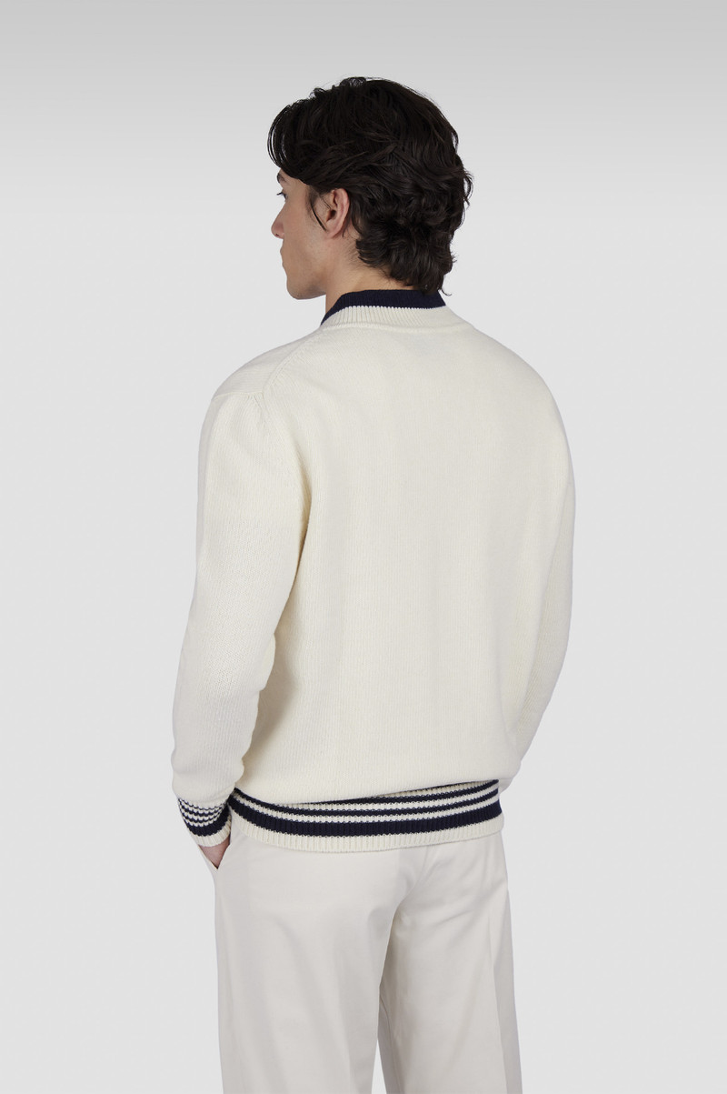 SWEATER IN RE-WOOL WITH V-NECK 3