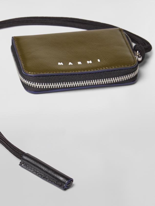 ZIP-AROUND BI-COLOURED SHINY CALFSKIN WALLET - 4