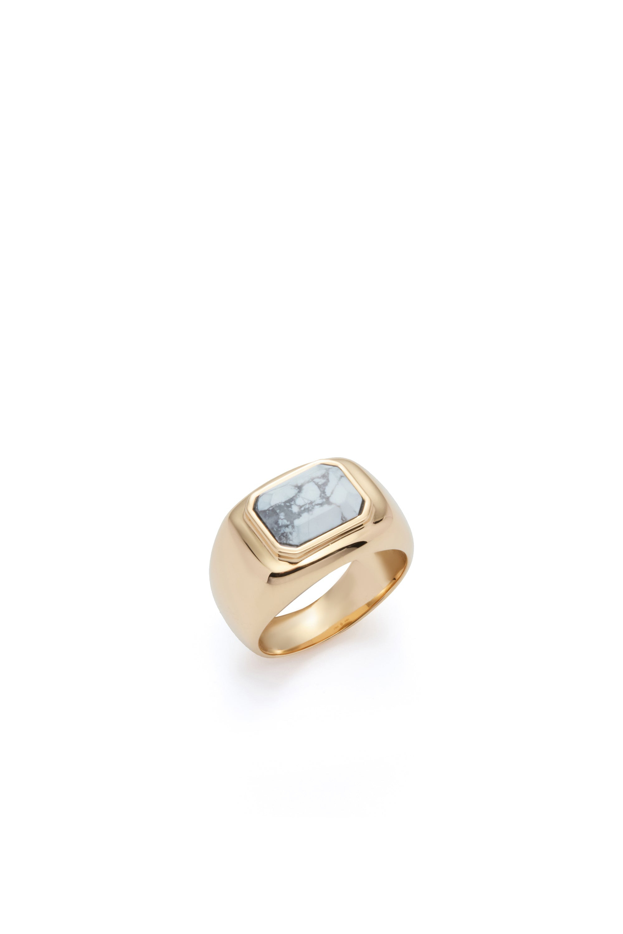 Large Ring 18k Gold & Howlite Stone - 1