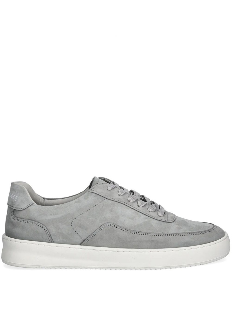 Mondo sneakers 1
