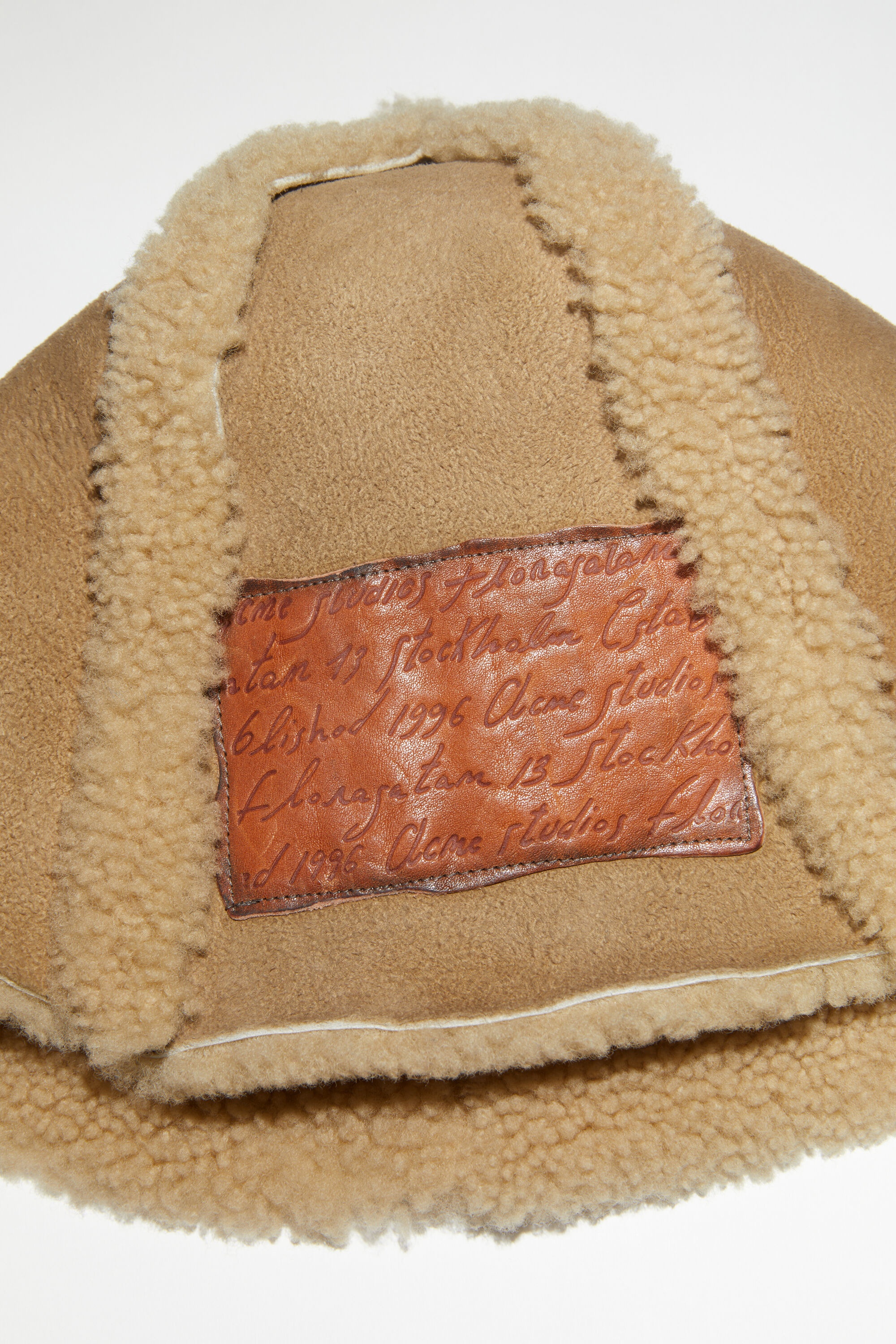Shearling bucket hat - Camel Beige - 3