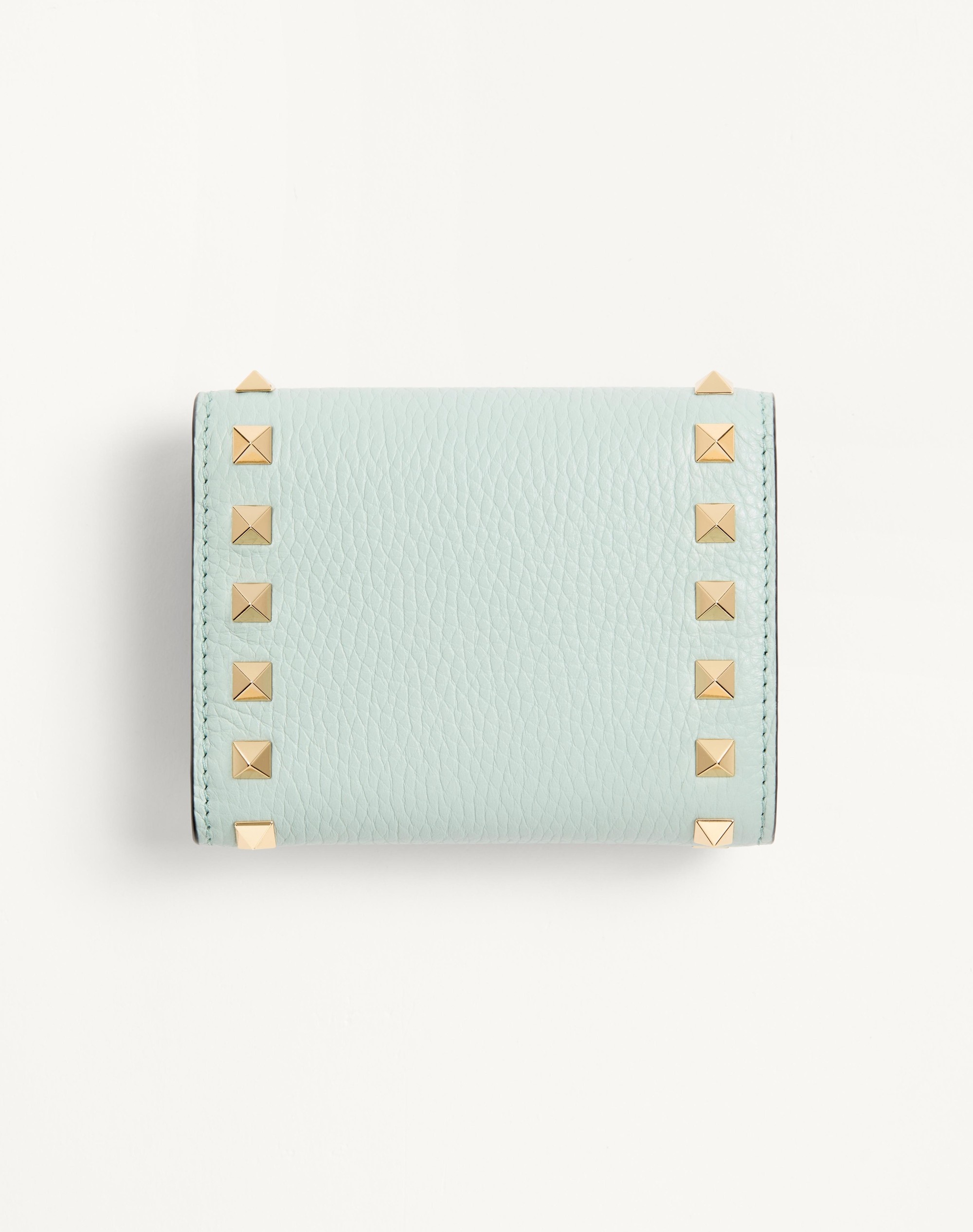 ROCKSTUD TRIFOLD WALLET IN GRAINY CALFSKIN - 3