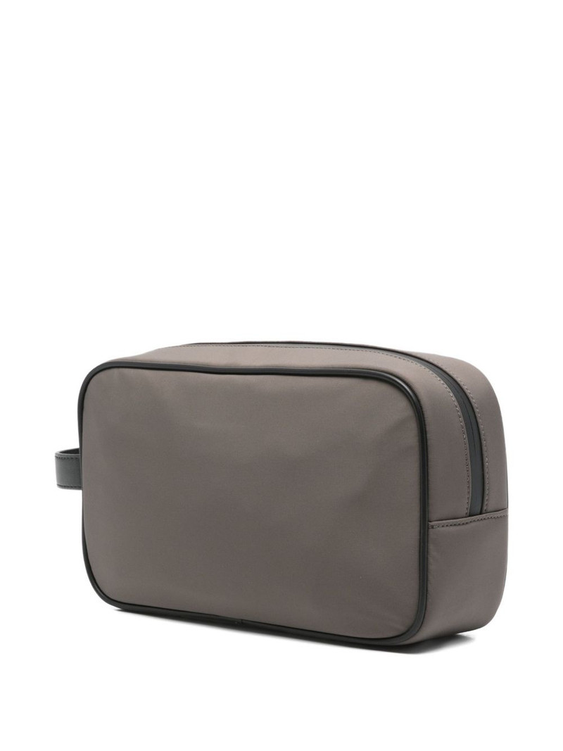 EMPORIO ARMANI logo-detail wash bag outlook