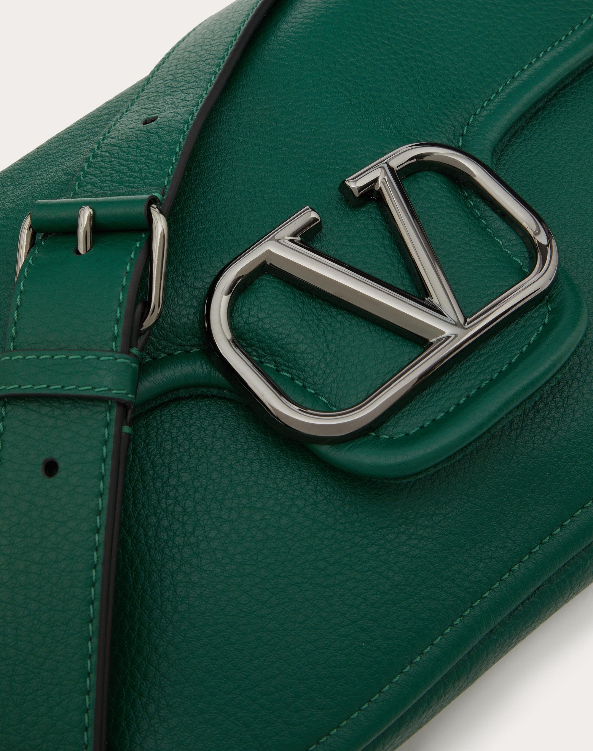 VALENTINO GARAVANI ALLTIME GRAINY CALFSKIN SHOULDER BAG - 8
