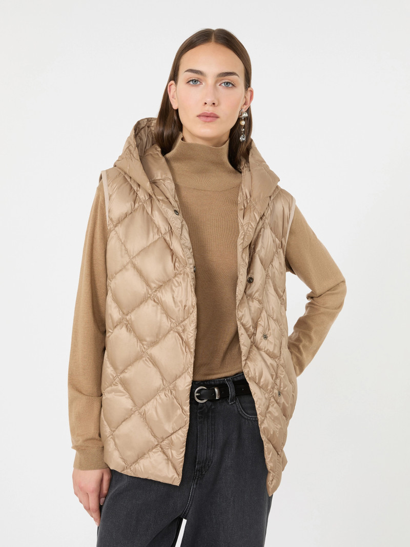 GIOCHI Water-repellent plain-weave fabric padded gilet - CAMEL 5