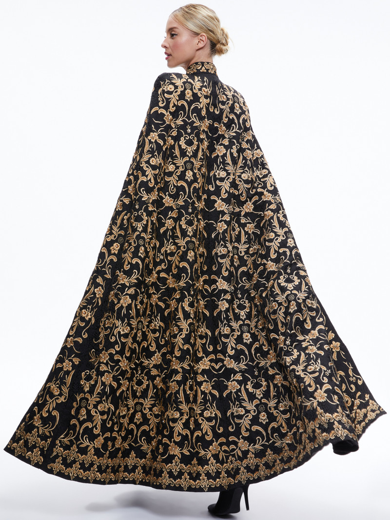 SOILA COLLARED MAXI CAPE 3