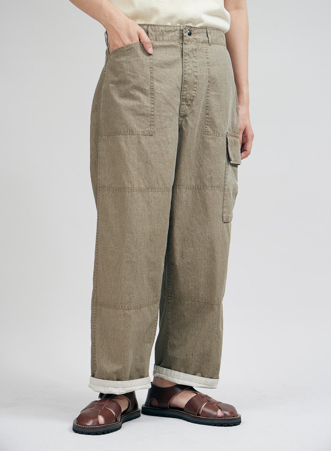 Mountain Pant Reversible in Khaki - 3