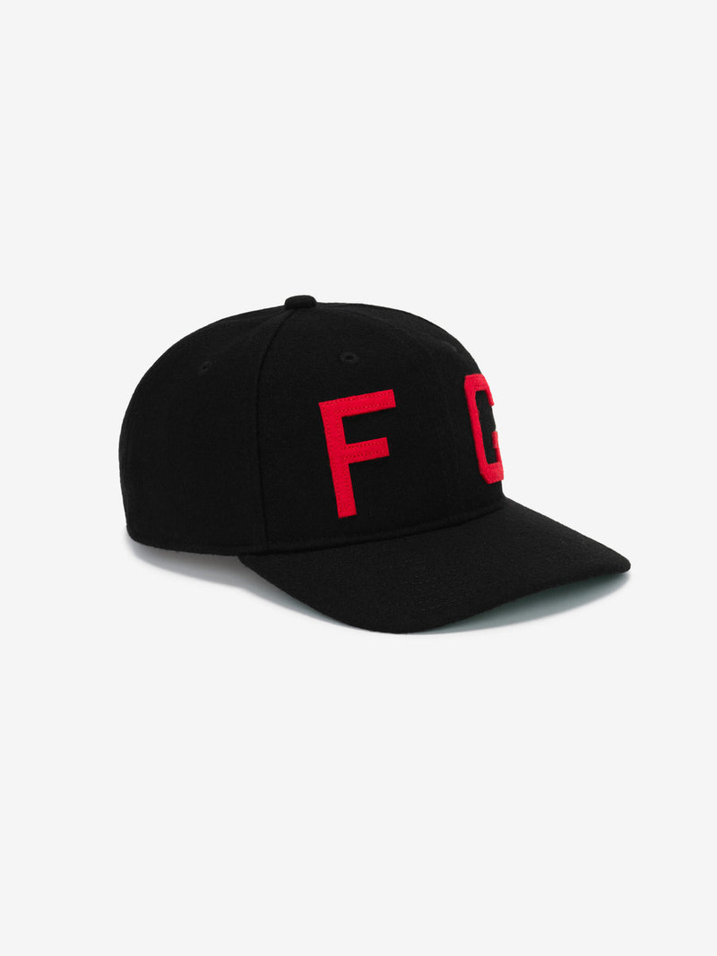 ESSENTIALS FG Monarchs 9Forty Cap outlook