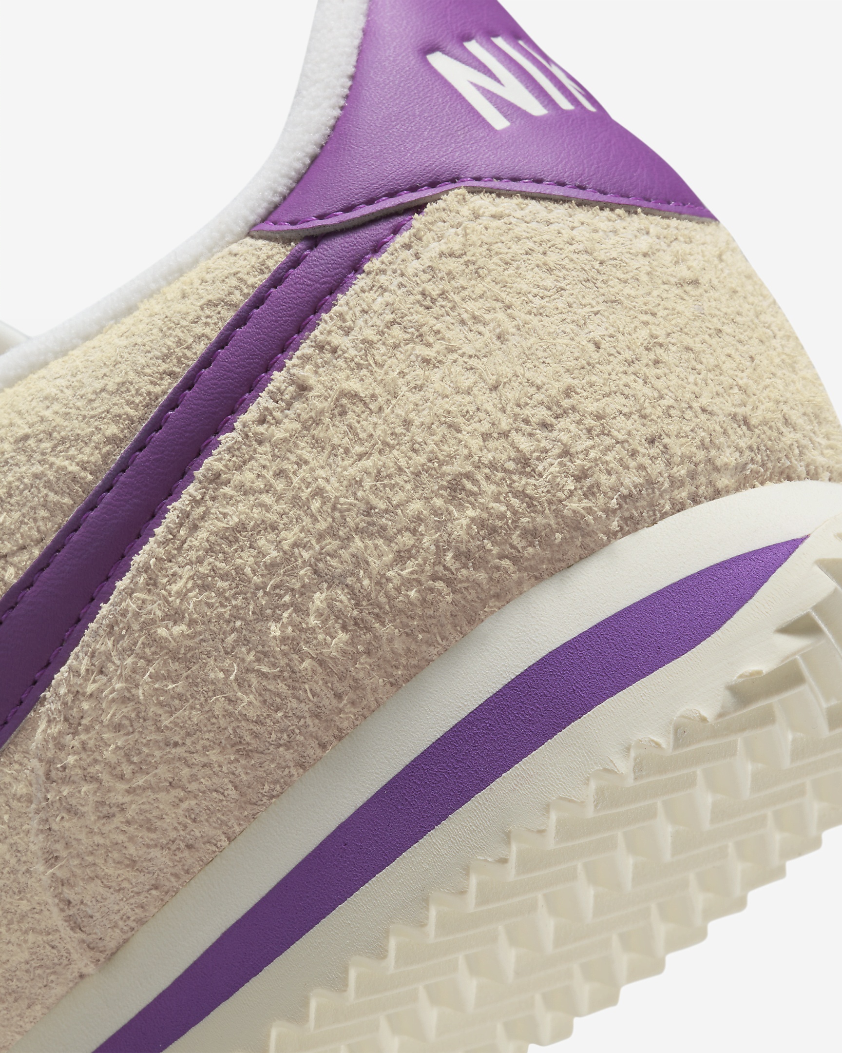 Nike Women's Cortez Vintage Suede Shoes - 8