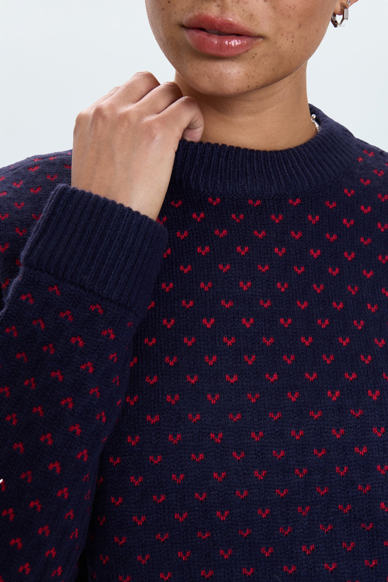 HANNA OVERSIZED SWEATER - NAVY RED HEARTS 1