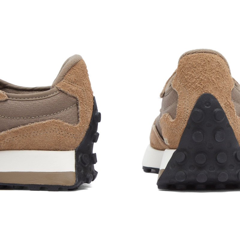 New Balance U327WTA 4