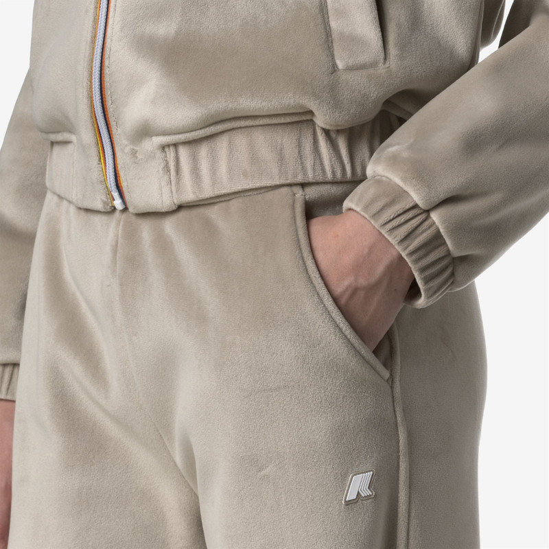 K-WAY JENNY VELOUR POLAR outlook