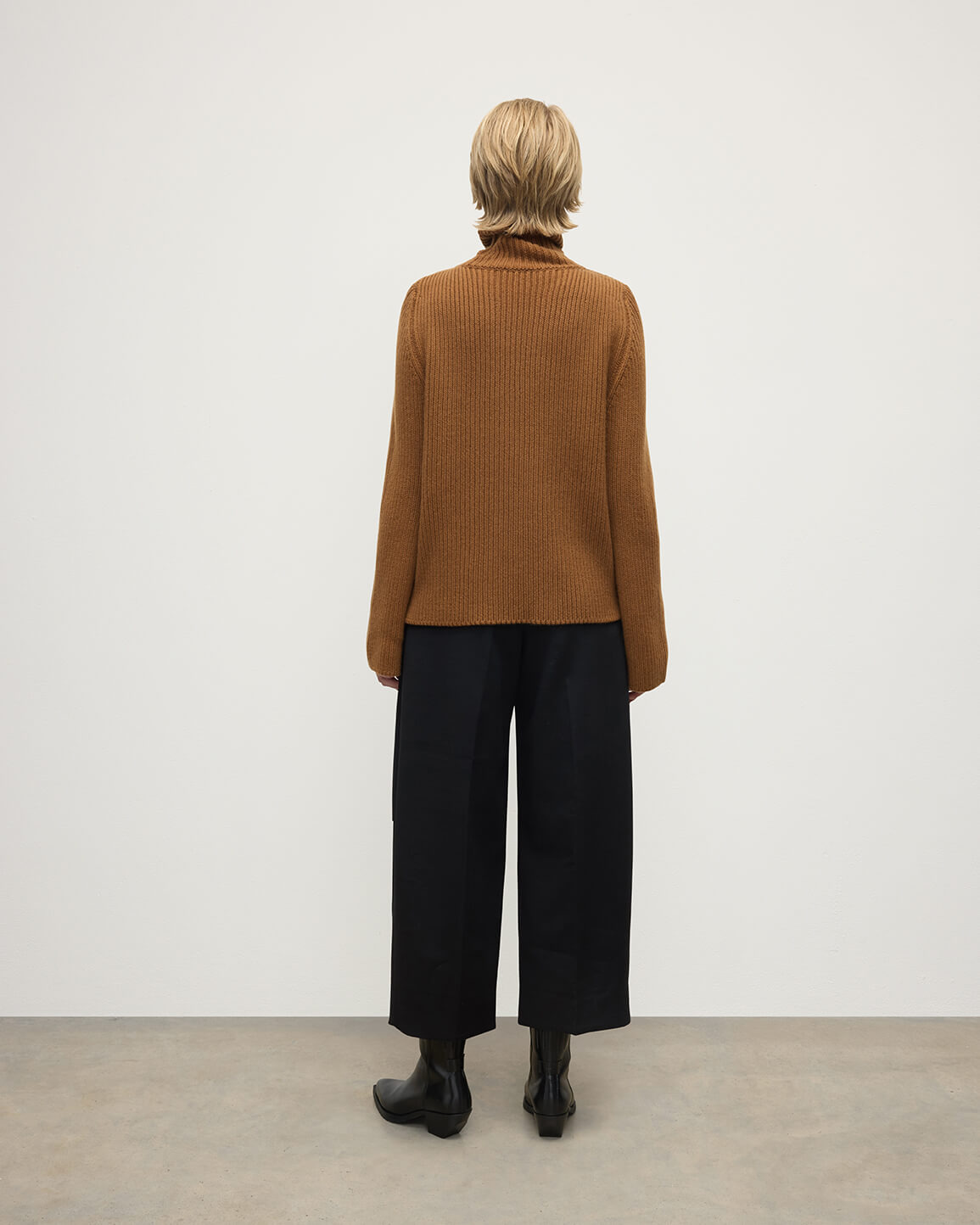 Roll-Collar Camel Cashmere Jumper - 4